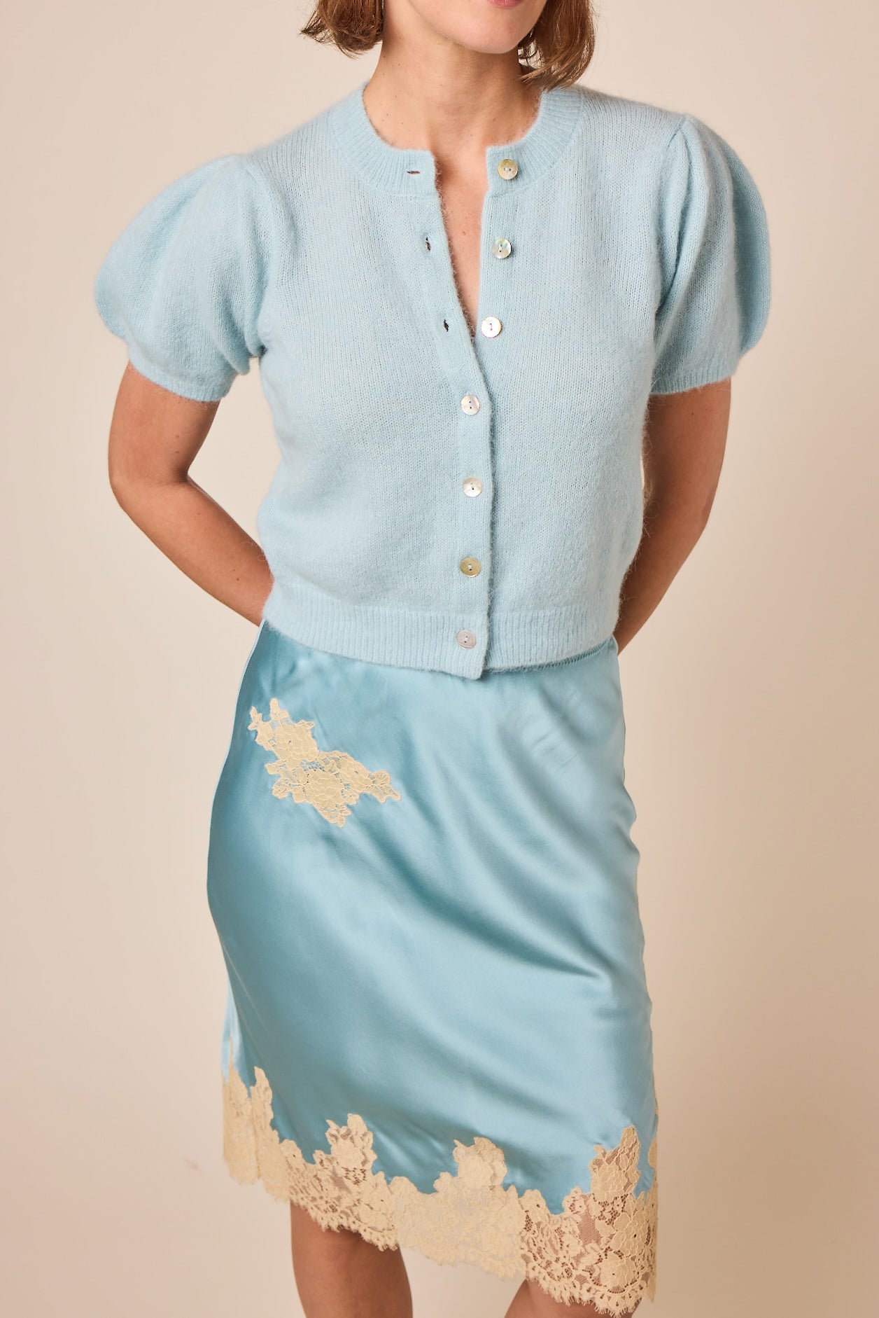 ANISA CARDIGAN