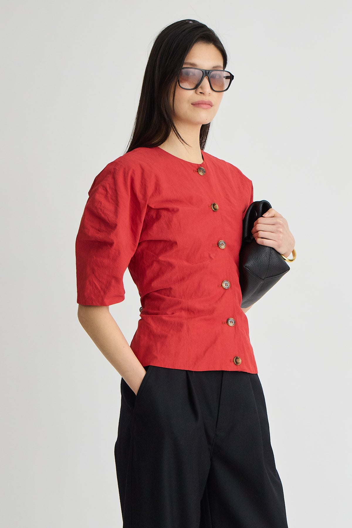 NOOR BUTTON FRONT TOP