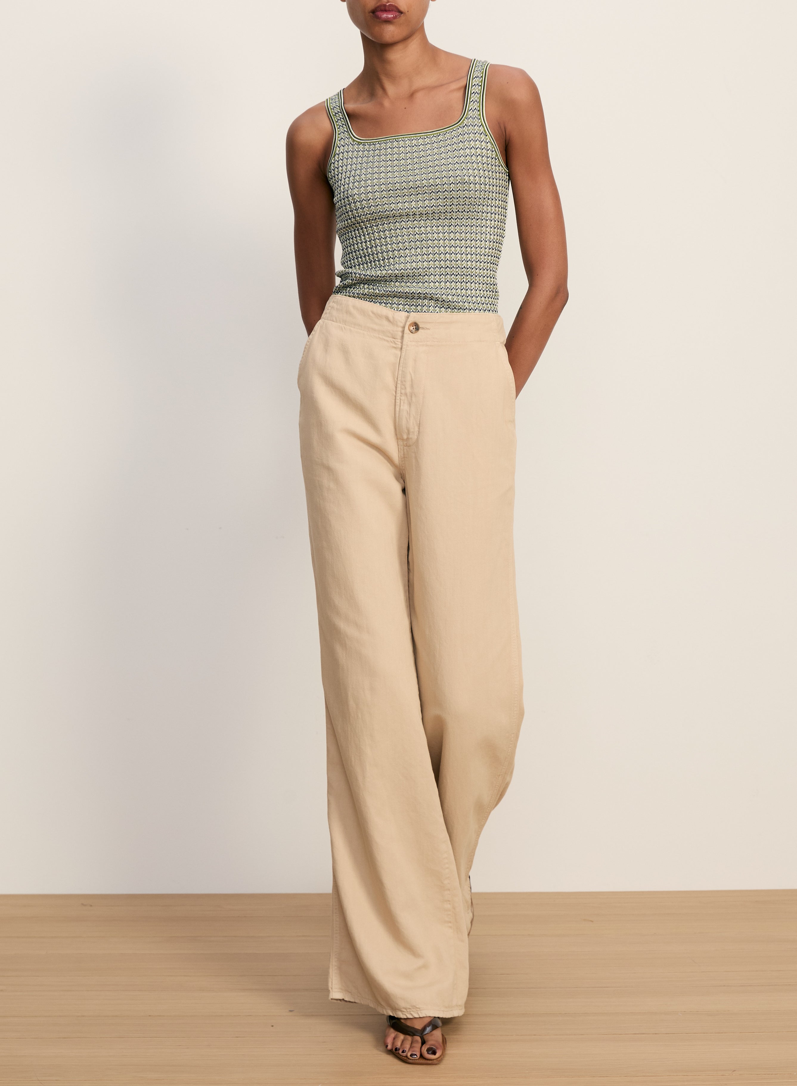 SQUARE NECK SANDRA KNIT TANK
