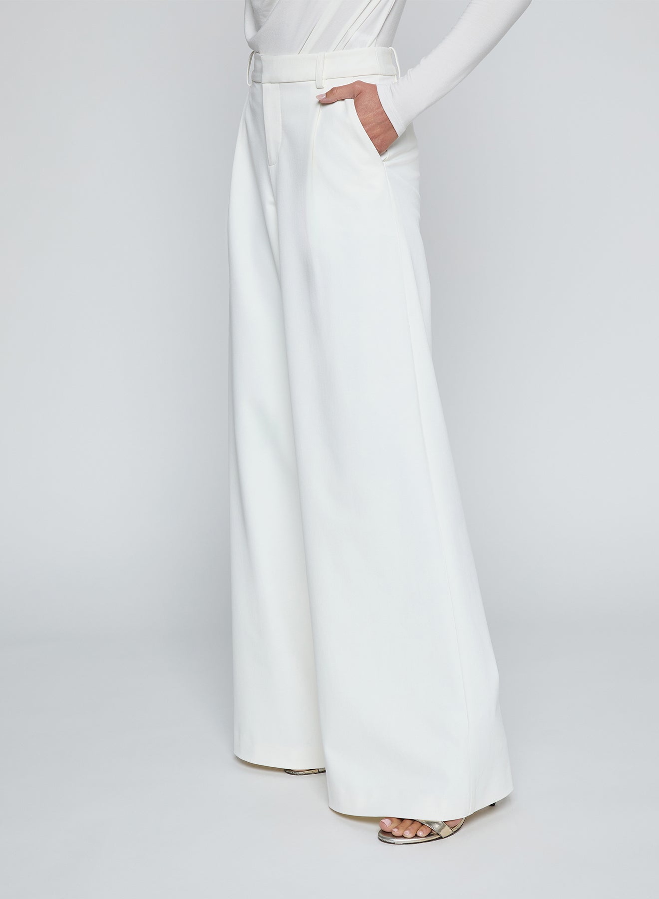 ALLANAH MID RISE TROUSER