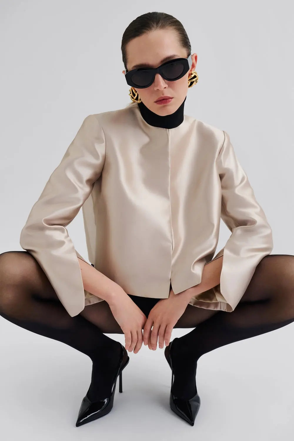 Malina Ruthie Cropped L/S Blouse - Soft Beige