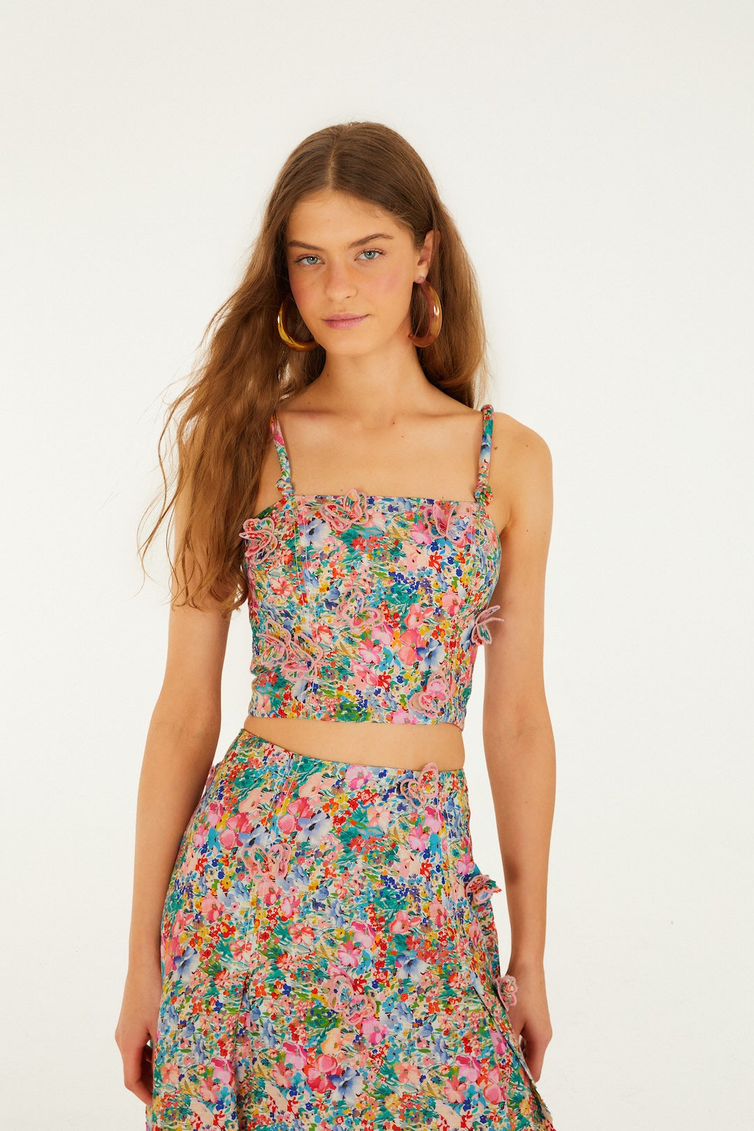 PEASANT FLORAL OFF-WHITE BUTTERFLIES TOP