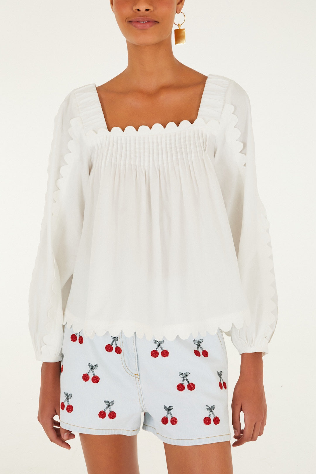 OFF-WHITE LONG SLEVEE BLOUSE