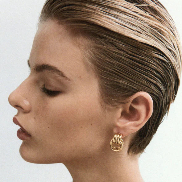 Heaven Mayhem Baby Knot Earrings - Gold