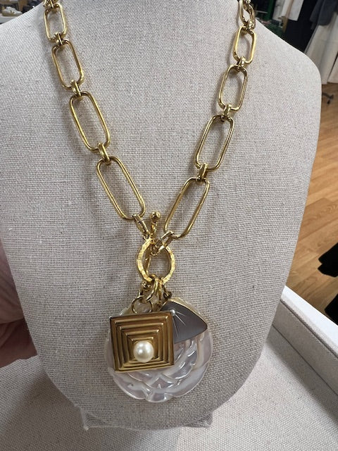 Cara Brown Designs Charm Necklace - Shell