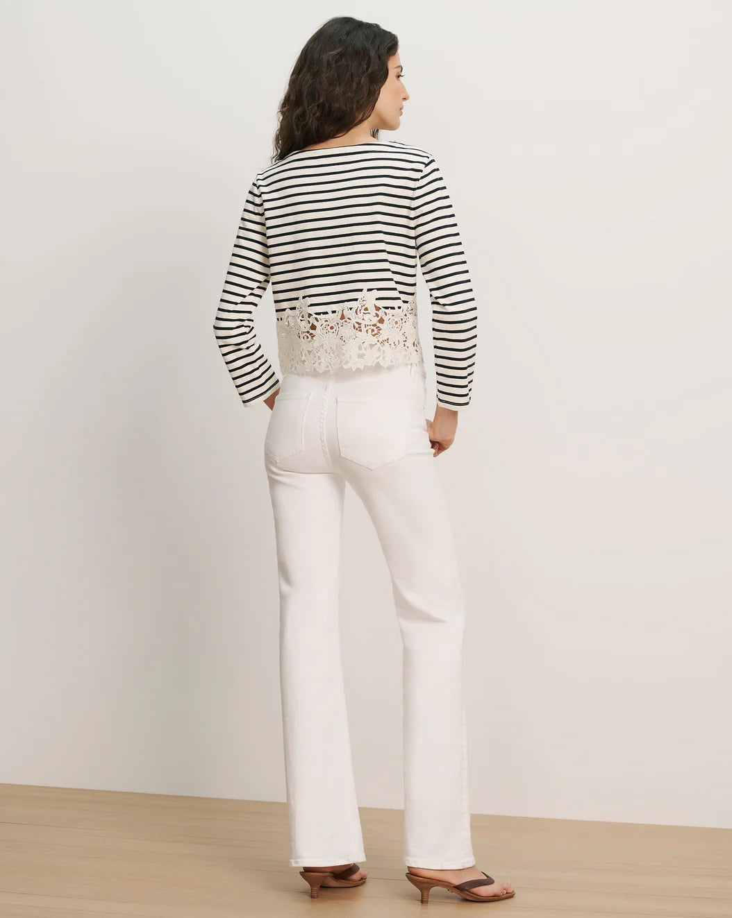 Veronica Beard Crosbie Mid-Rise Slim Wide-Leg Jean - White