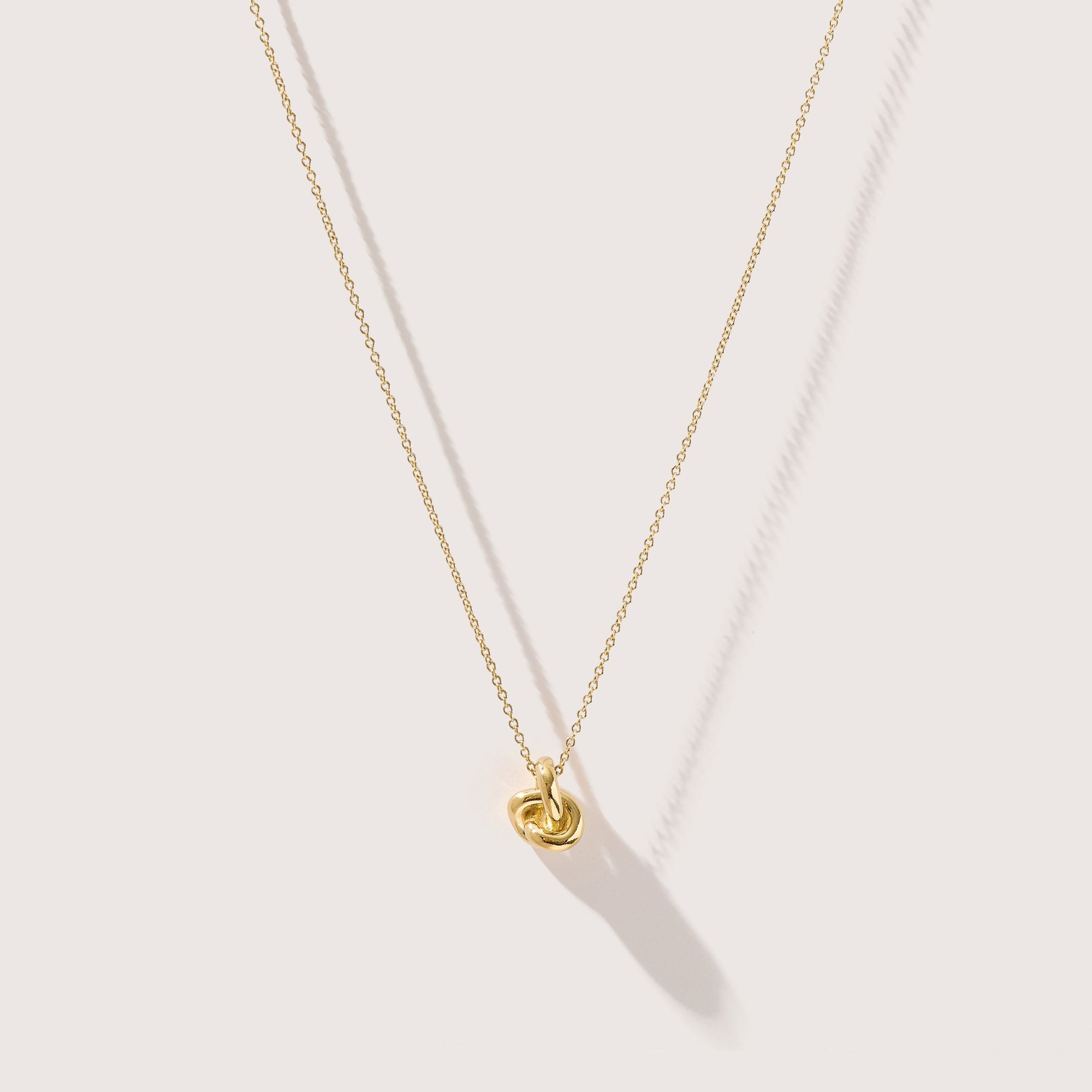 Mini Knot Necklace