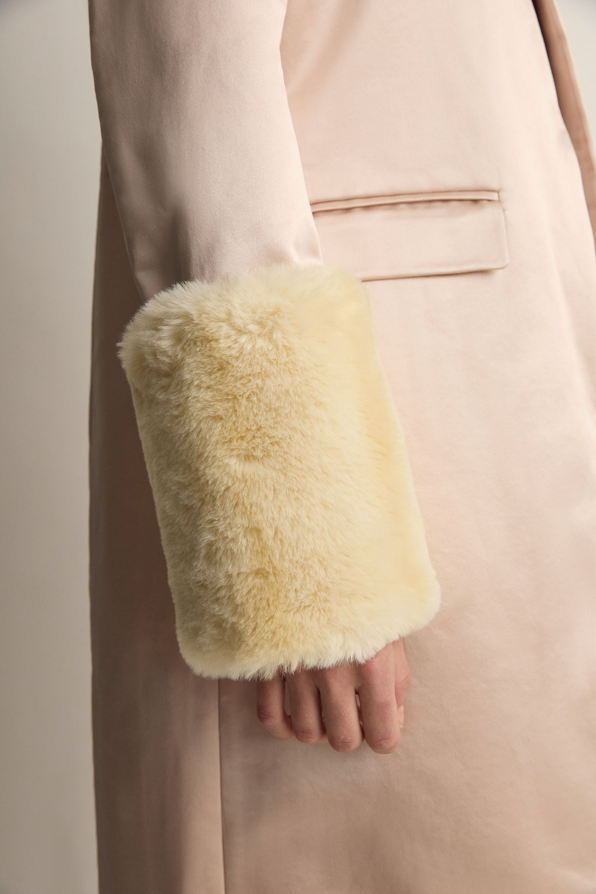 CHESTER COAT