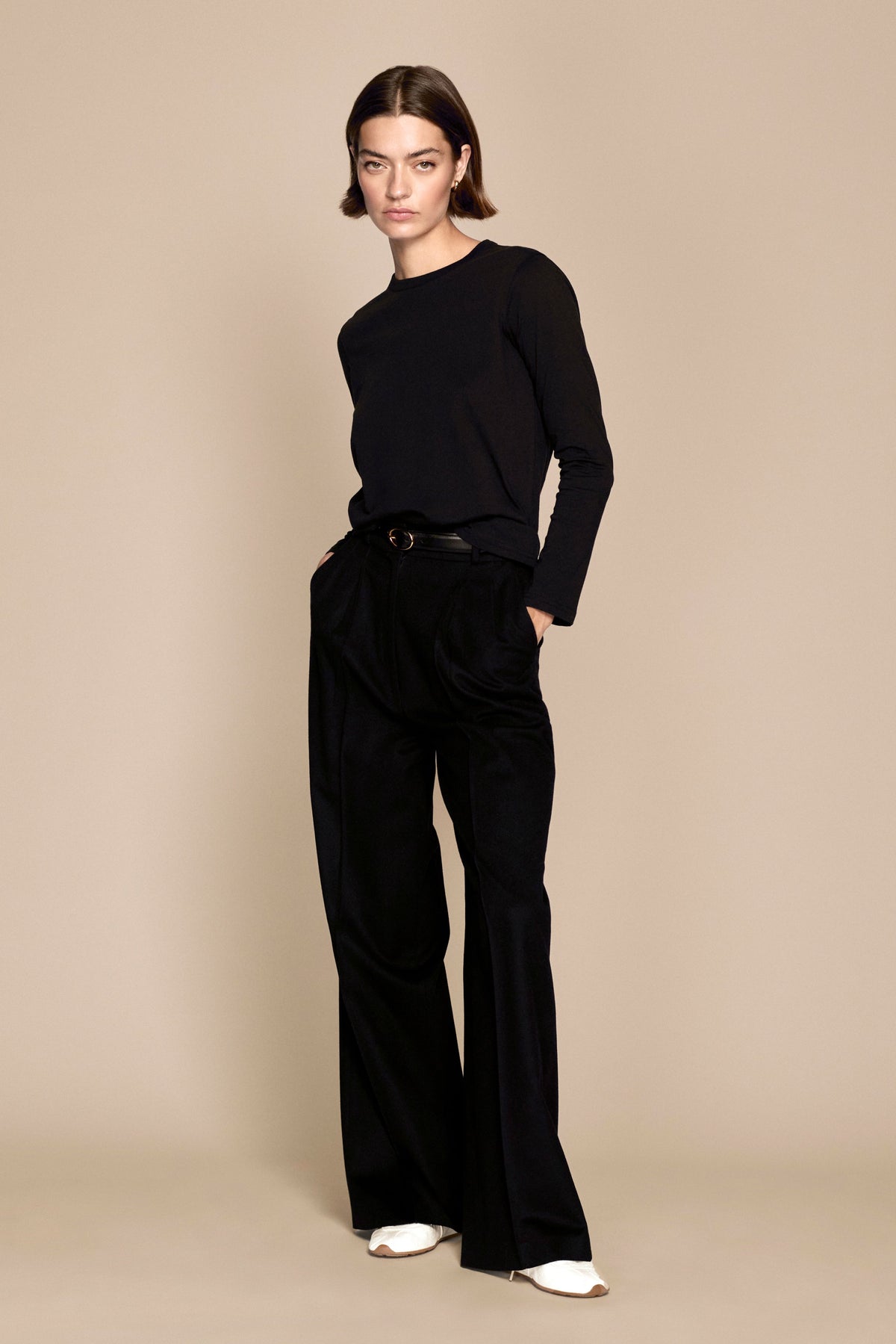 The Long Sleeve Perfect Tee in Black - WS