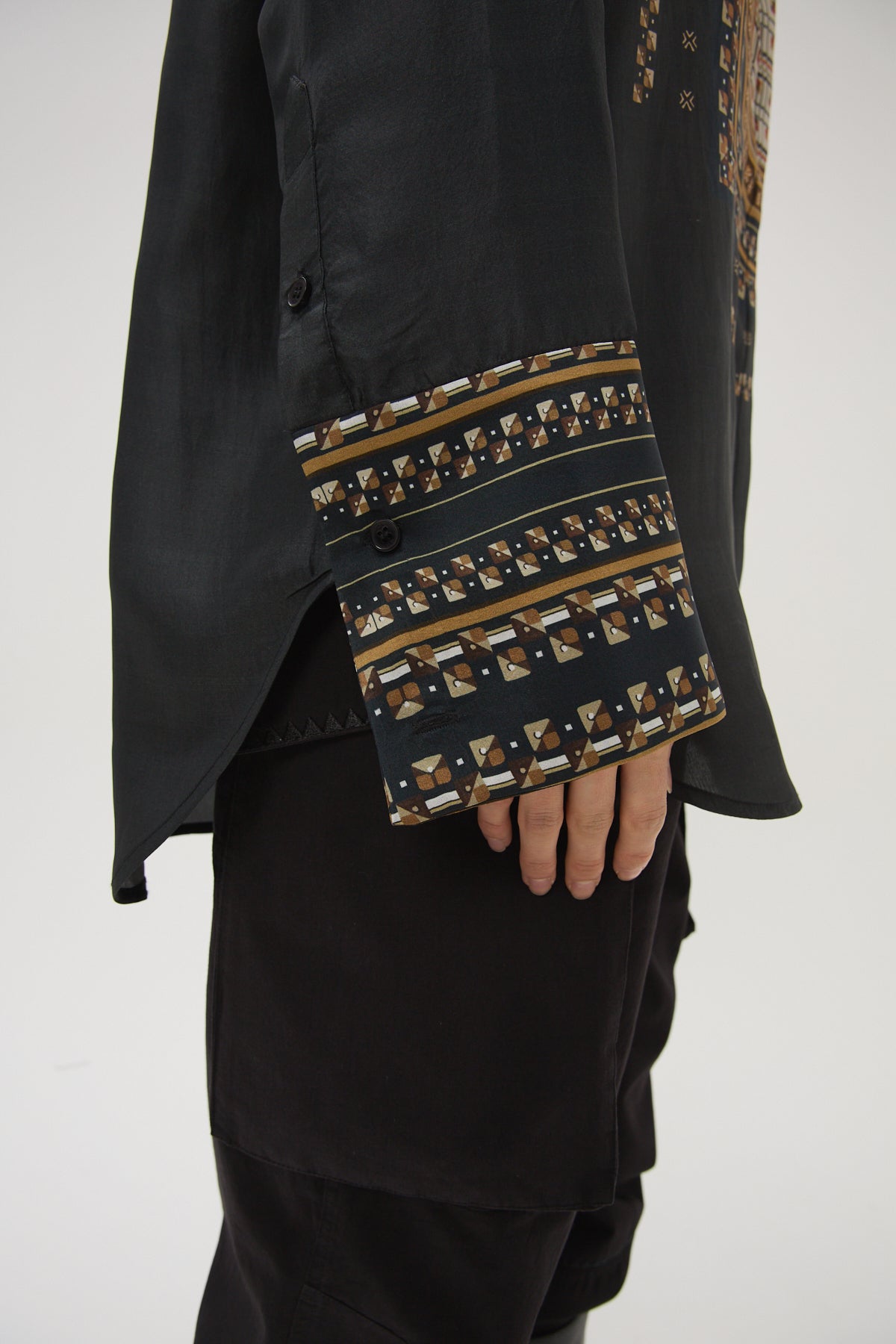 Kravitz Moni Shirt