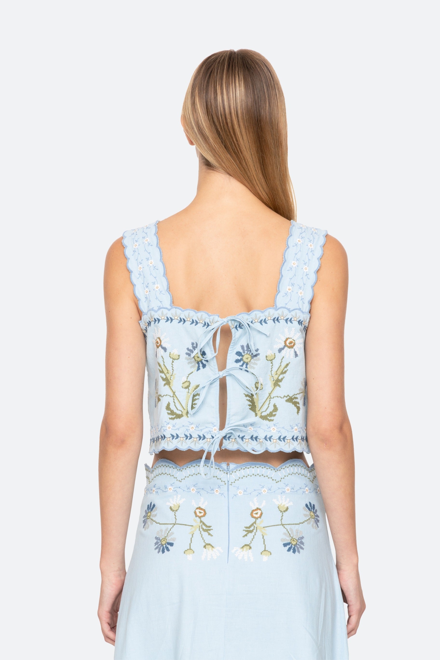 AUDRA EMBROIDERY TANK TOP (D2)