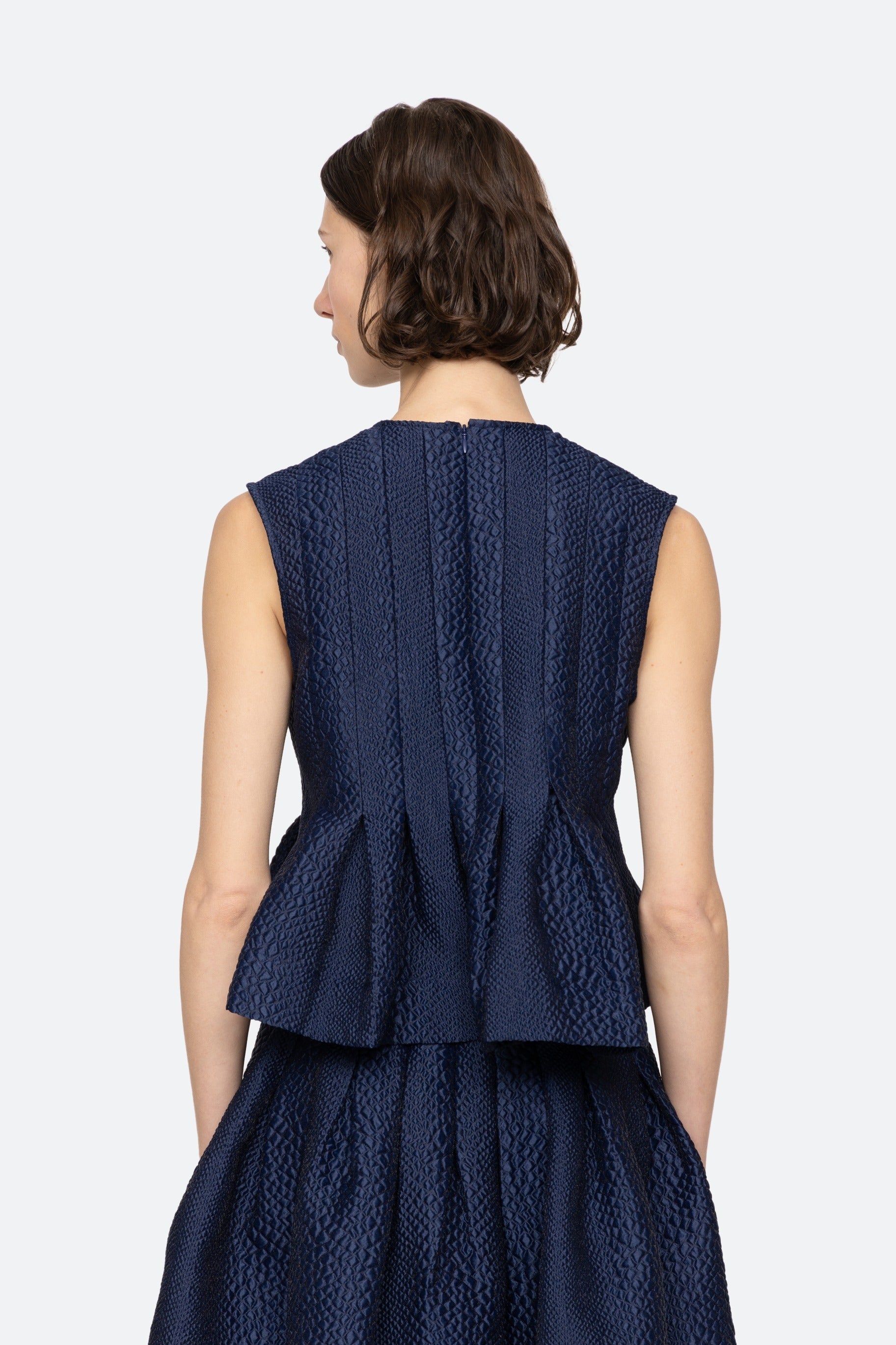 FAYETTA EMBOSSED TANK TOP (D1)