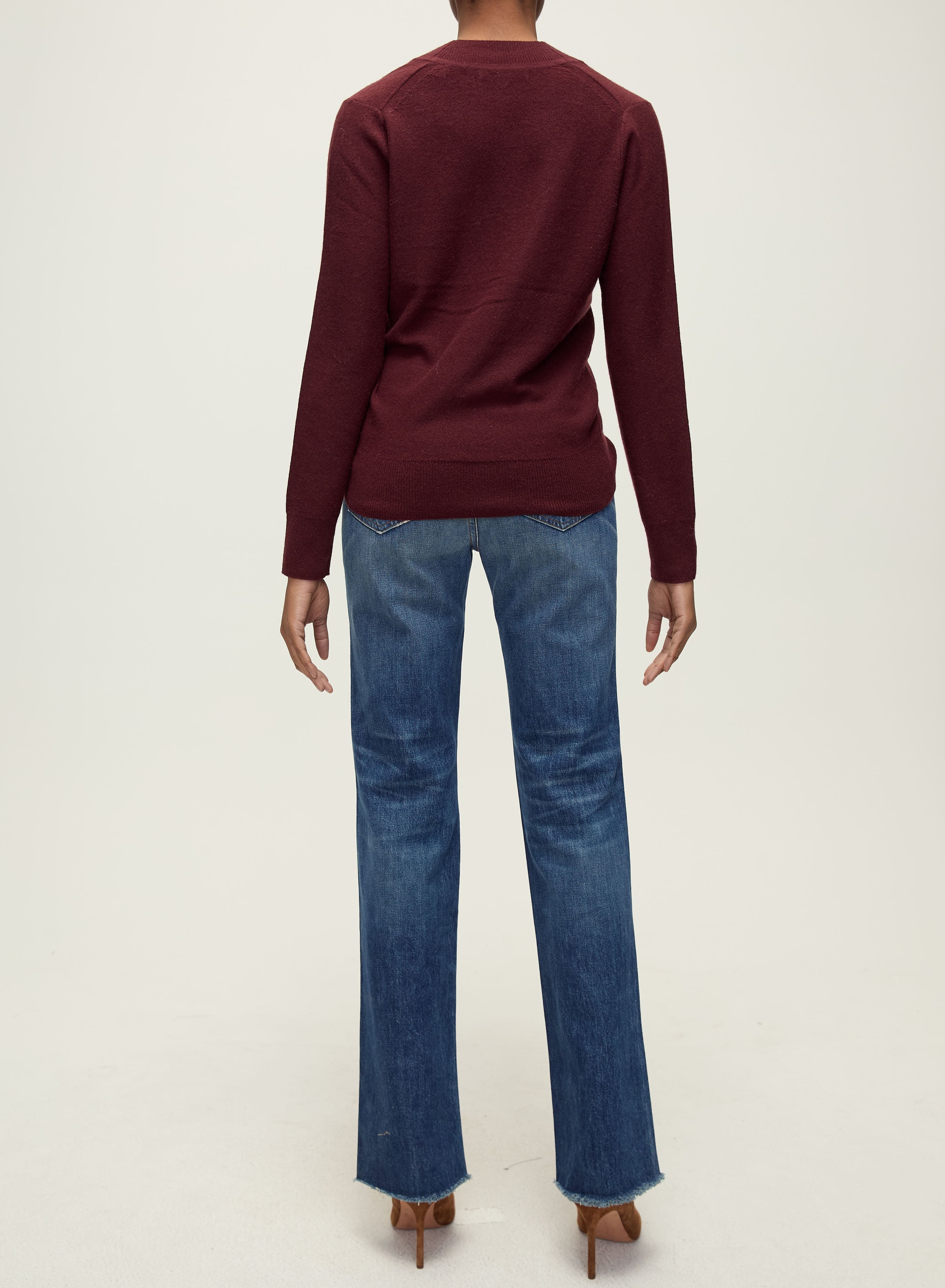 COLETA V-NECK CASHMERE SWEATER