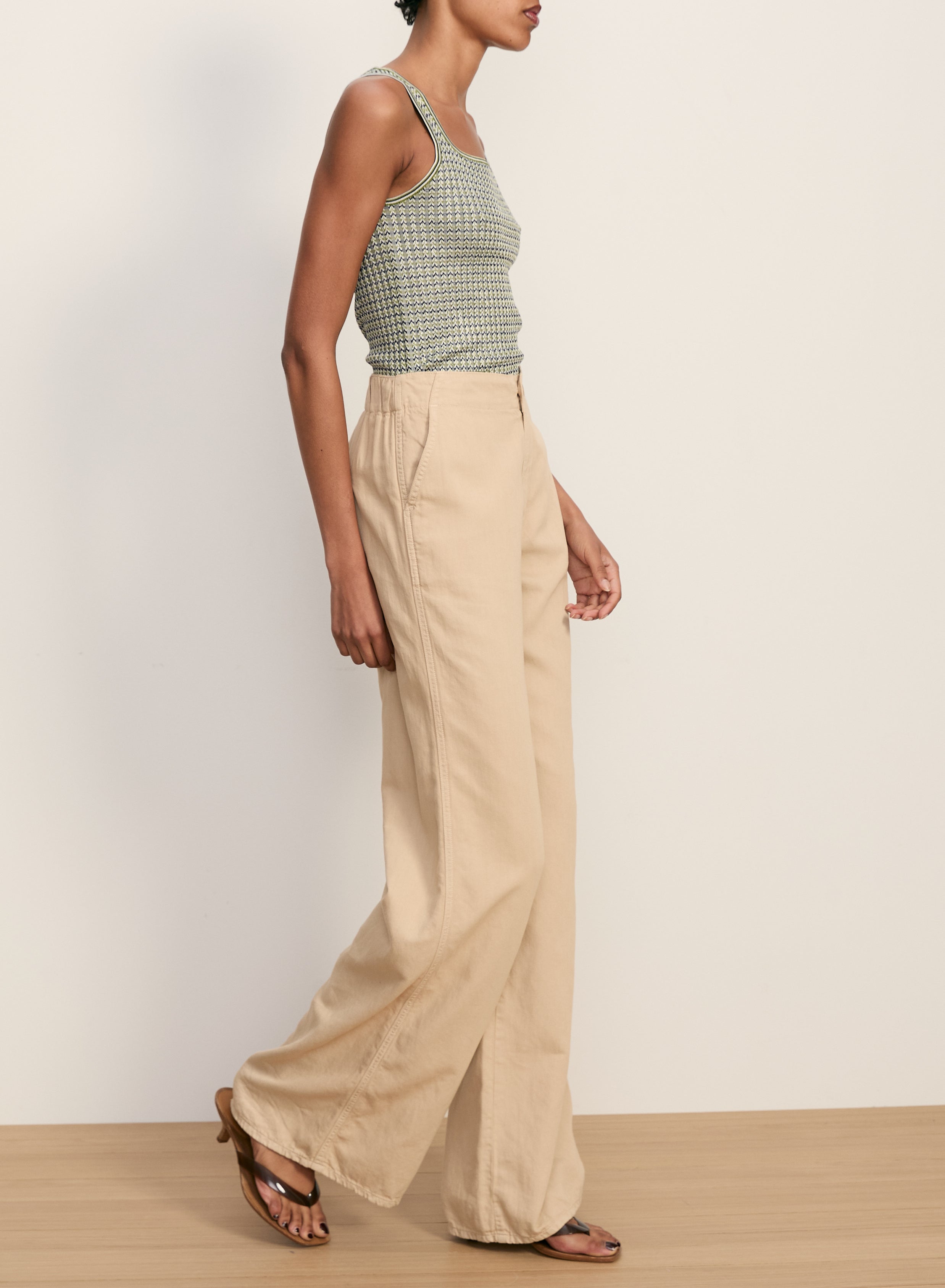 SQUARE NECK SANDRA KNIT TANK