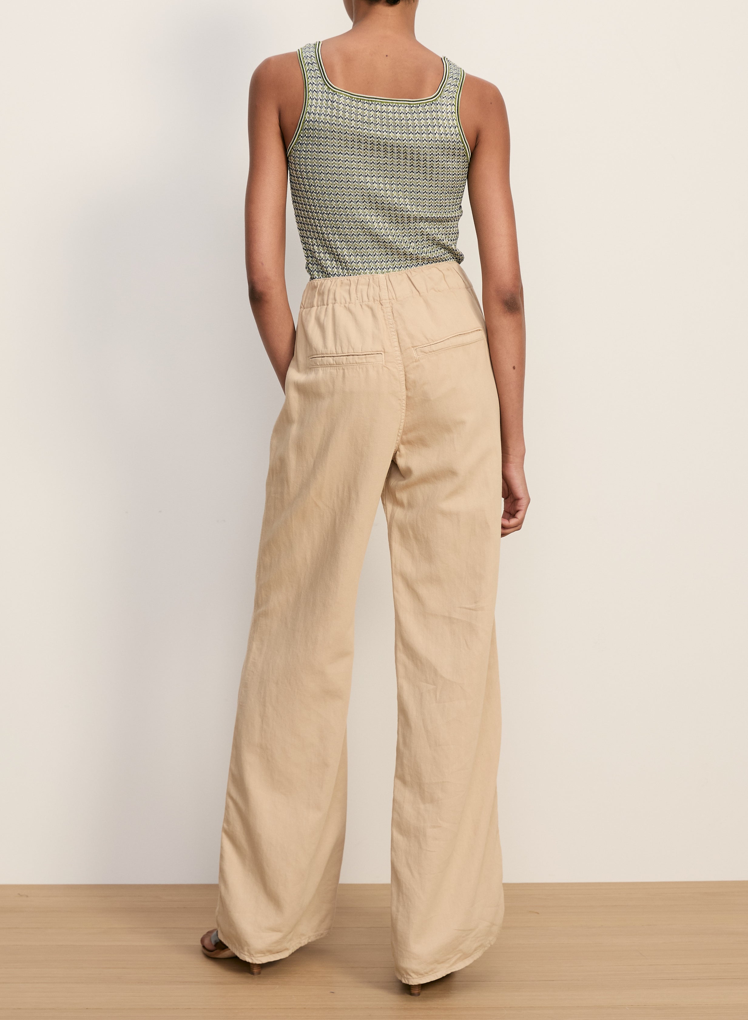 SQUARE NECK SANDRA KNIT TANK