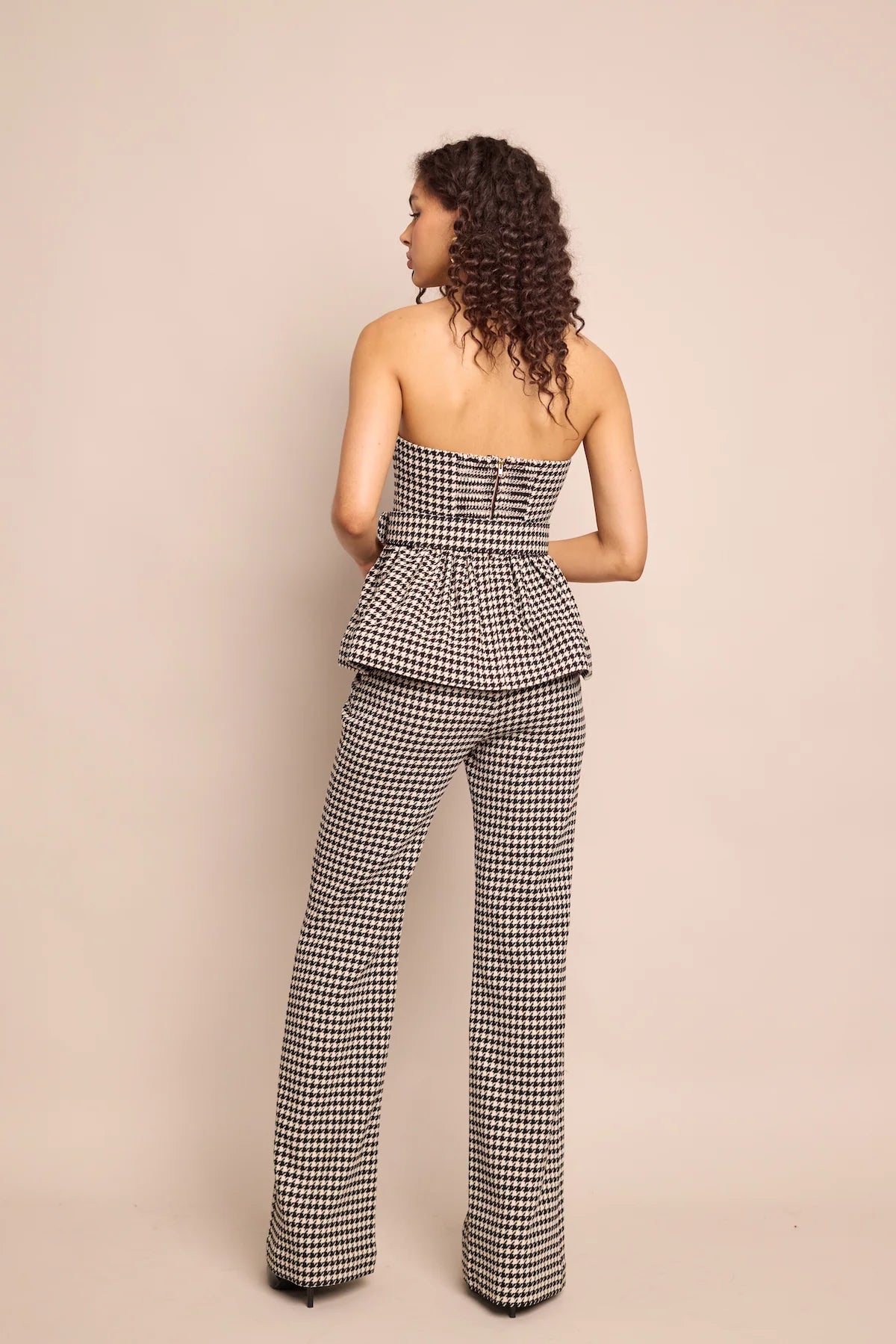 Cara Cara Christopher Pant
