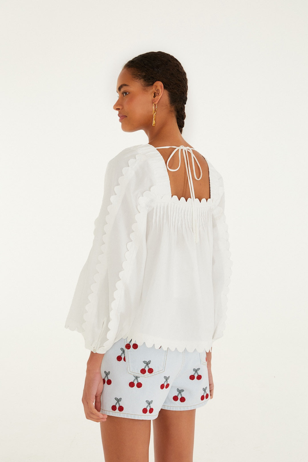 OFF-WHITE LONG SLEVEE BLOUSE