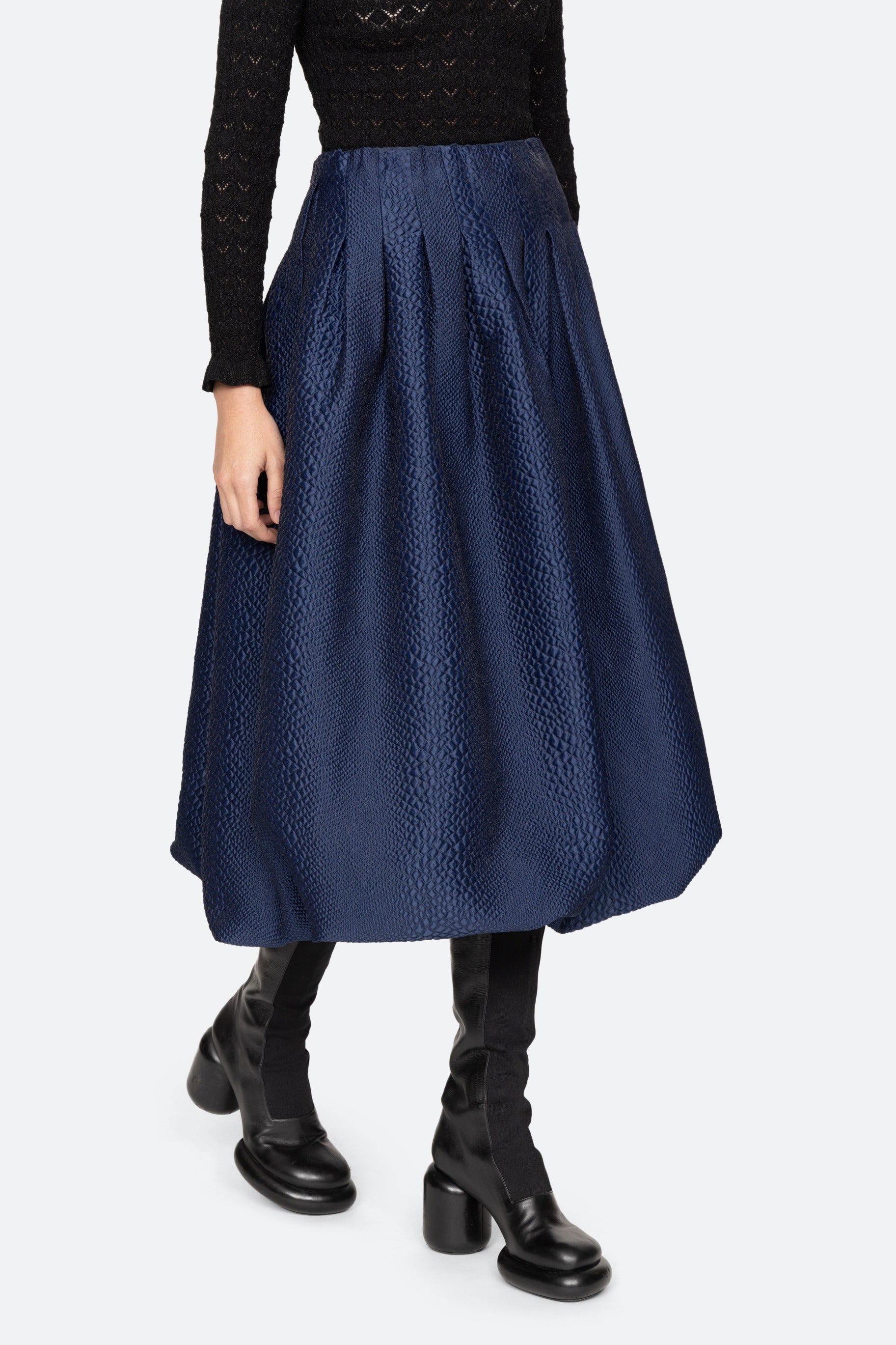 FAYETTA EMBOSSED BUBBLE SKIRT (D1)