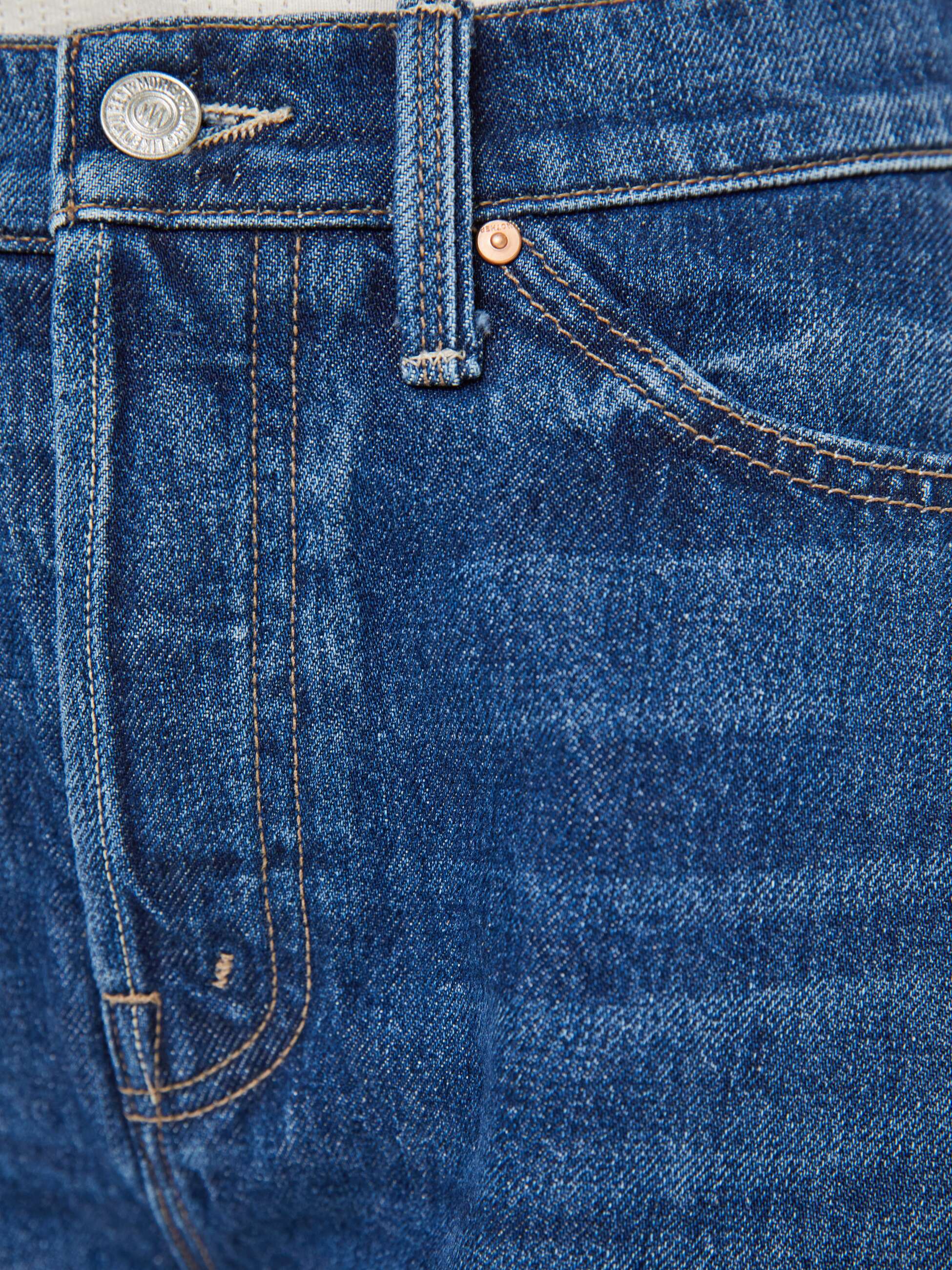 THE FLUTTER SHORT FRAY