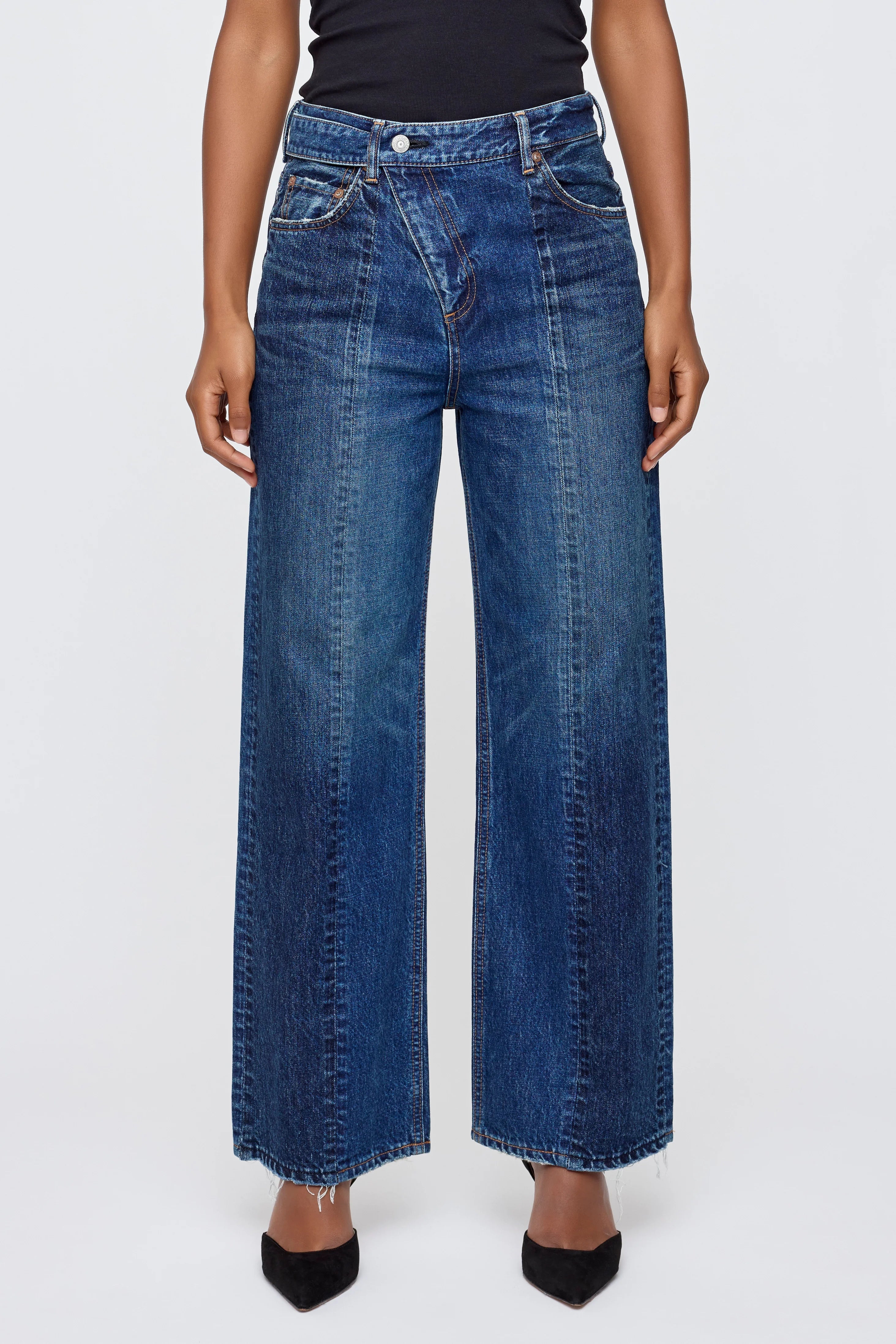 Moussy Vintage Tioga Belt Design Straight Jean