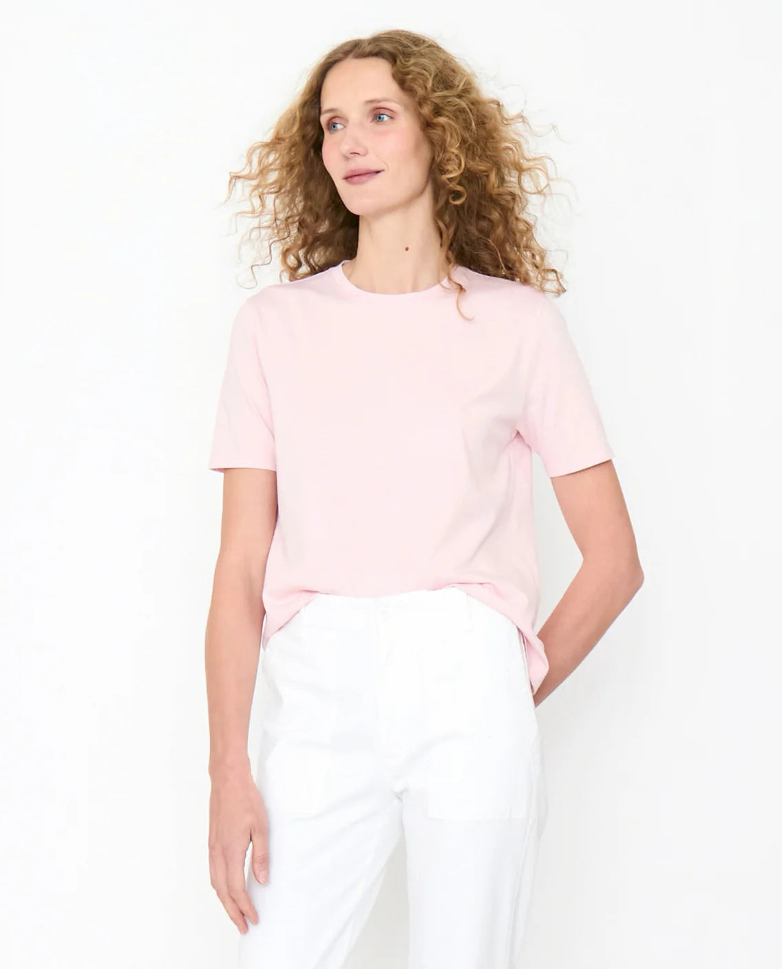 Kule The Modern Tee