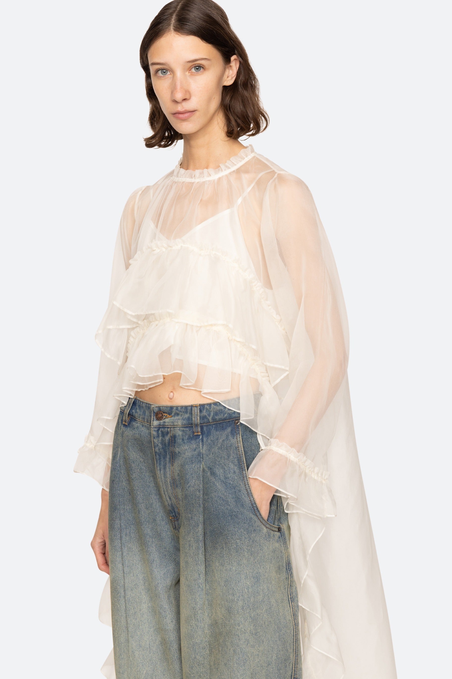 CORNELIA SOLID HIGH LOW TOP (D1)