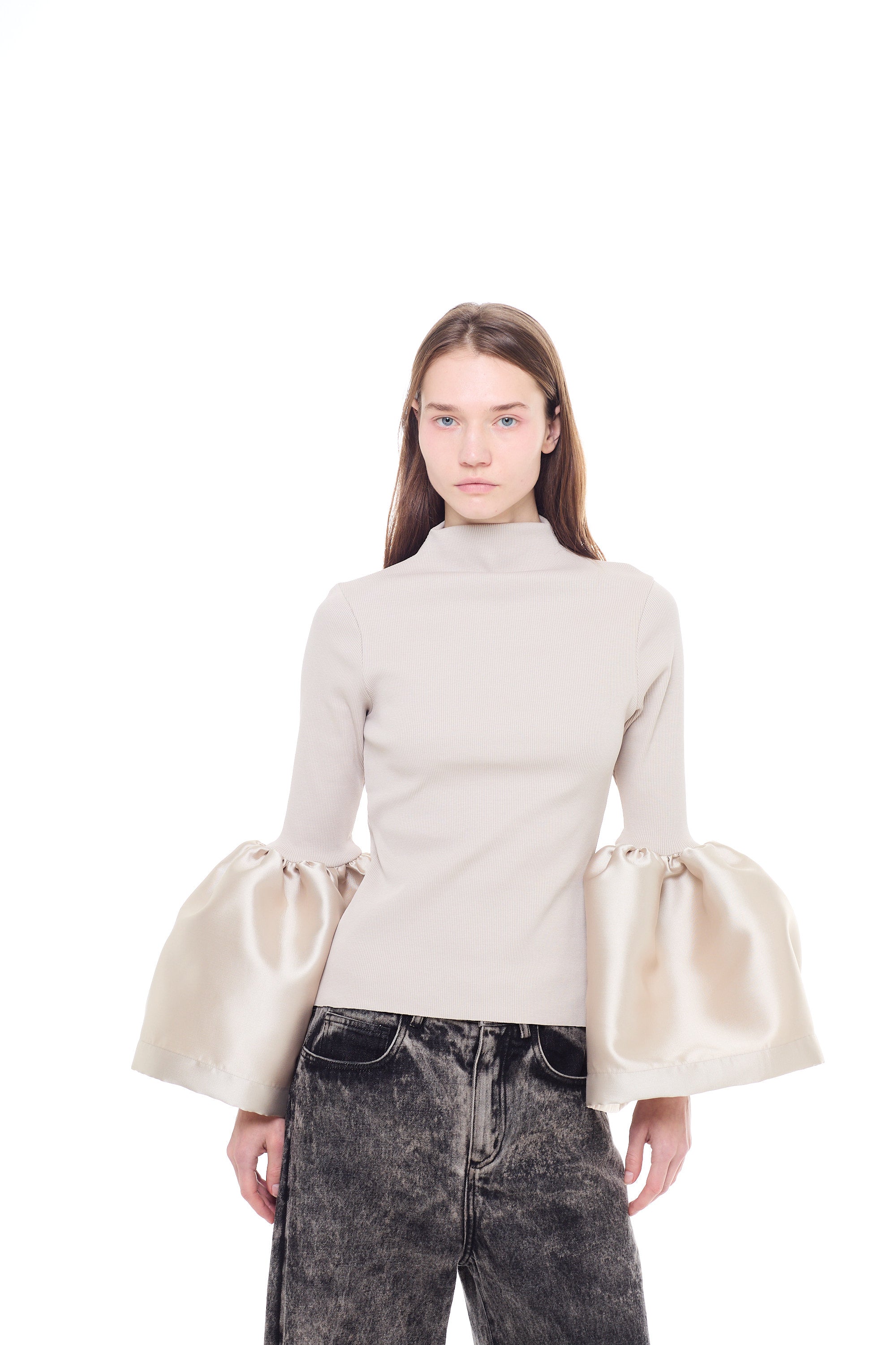 HEAVY SATIN TURTLENECK PUFF SLEEVE TOP