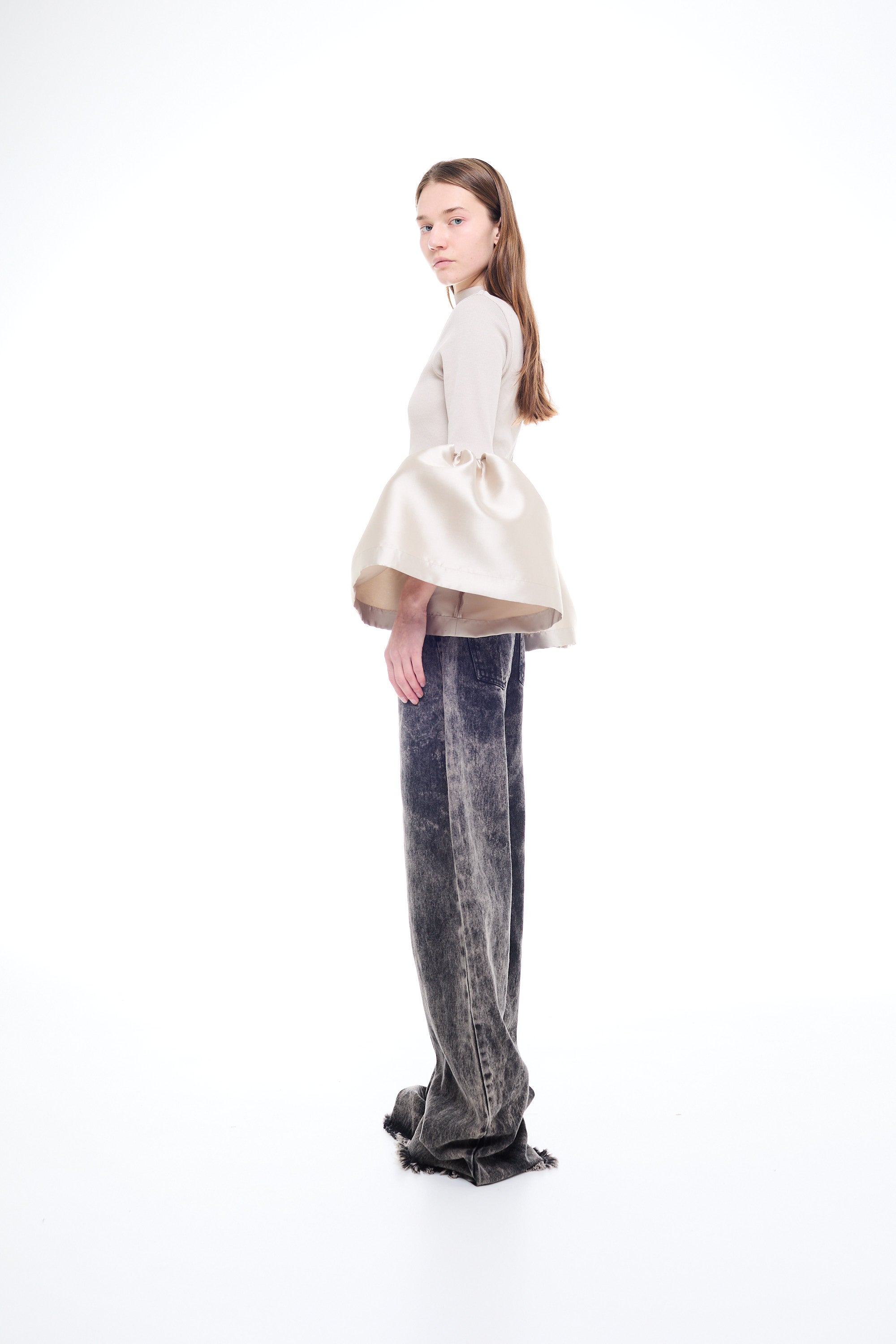 HEAVY SATIN TURTLENECK PUFF SLEEVE TOP
