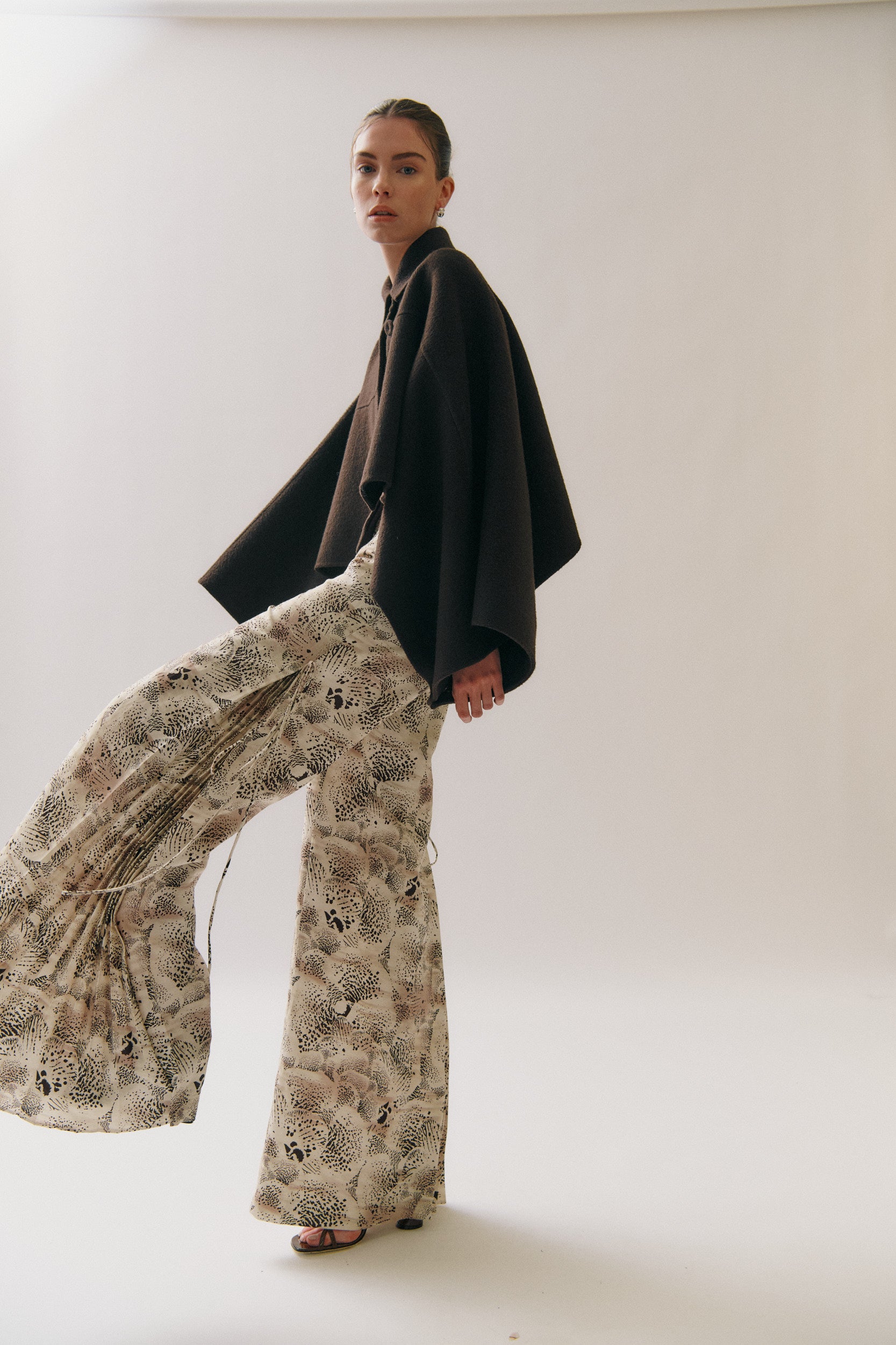 CARLOS SIDE TIE TROUSER