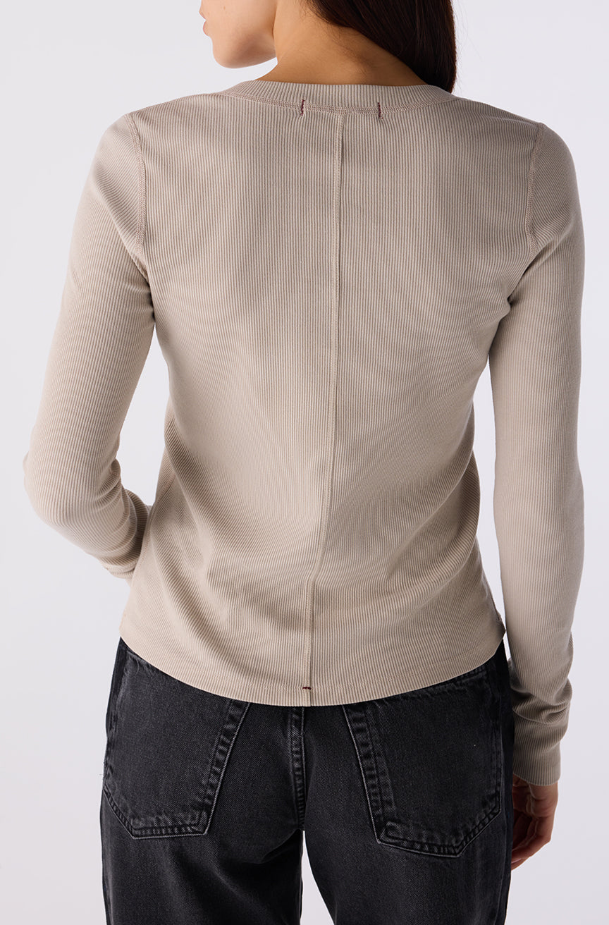 KT422-1354 - CALLA HENLEY