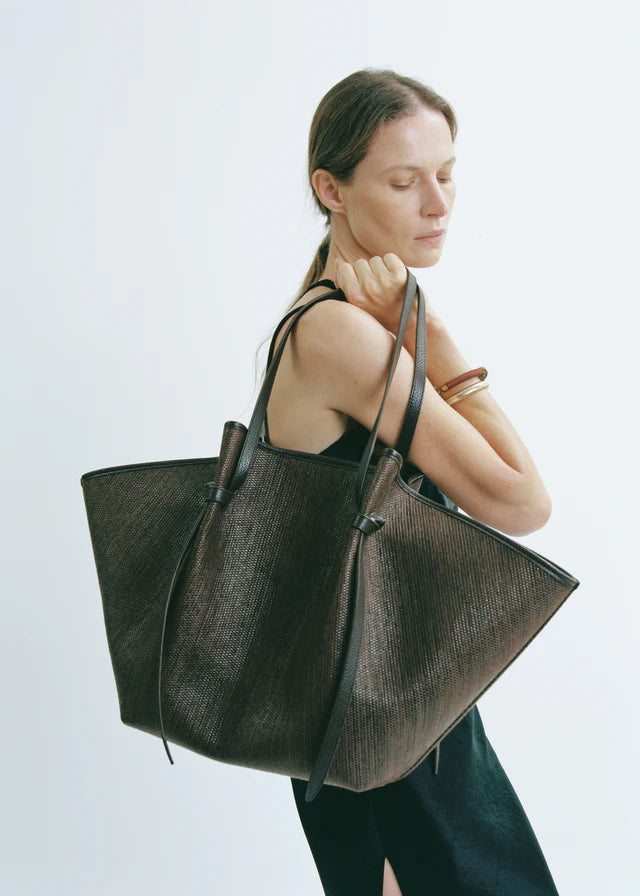 Yuzefi XL Mochi - Fudge Woven Raffia