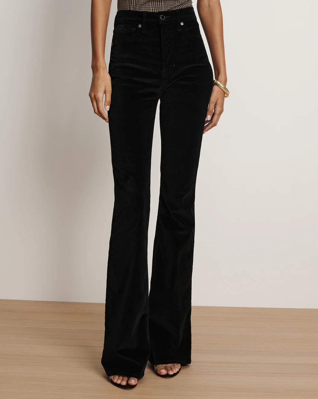 Veronica Beard Beverly Velvet Skinny-Flare Pant - Black