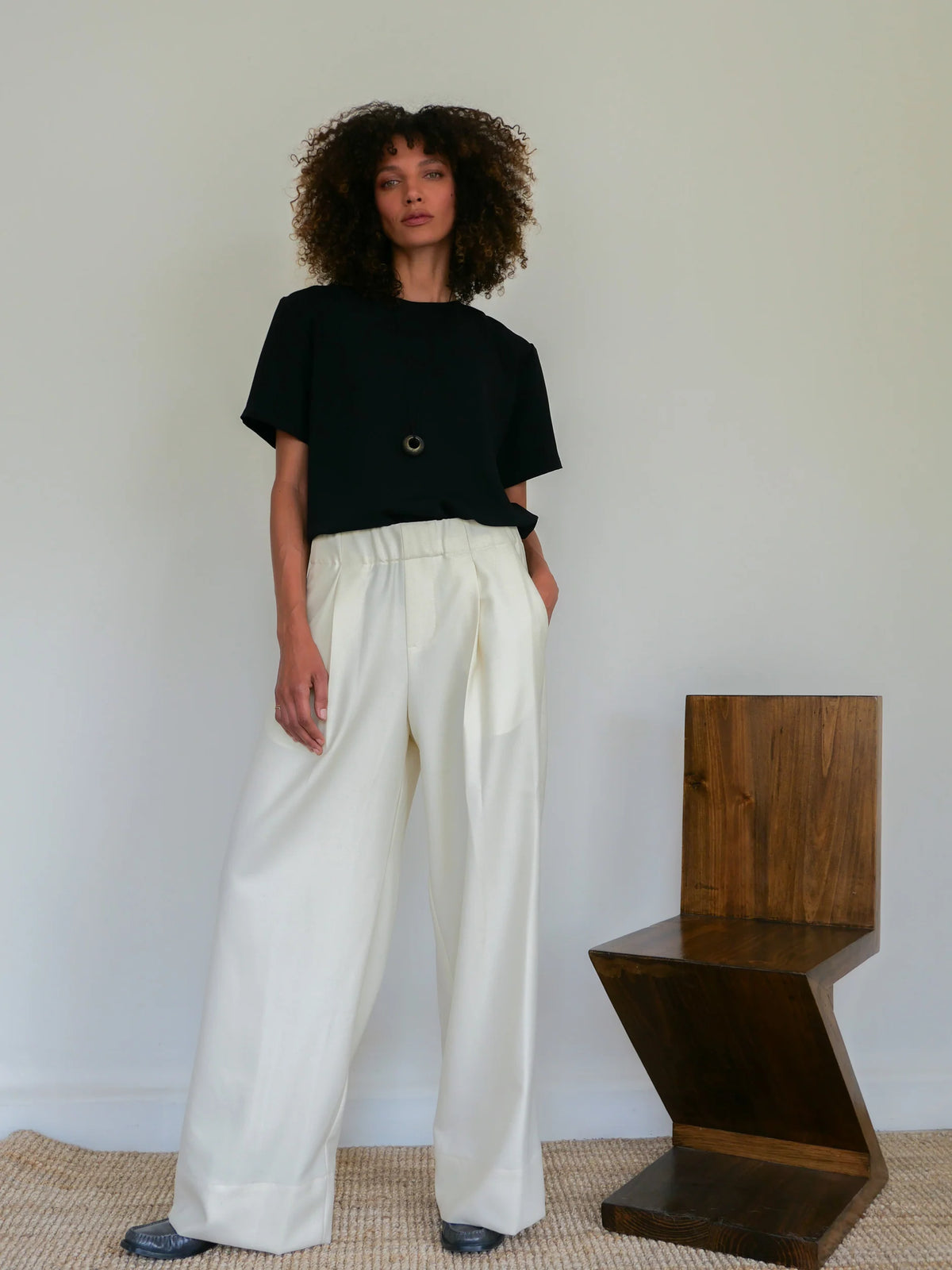 Sloan The Crepe T-Shirt - Black