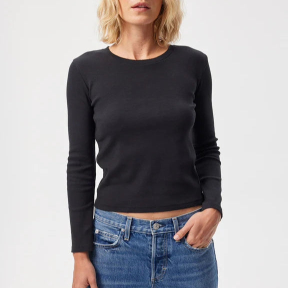 AMO Slim Rib Tee