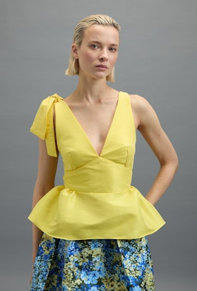Kika Vargas Ilhan Top