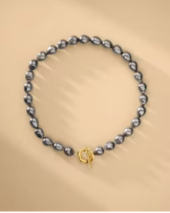 Aureum Seraphine Black Freshwater Pearl Necklace