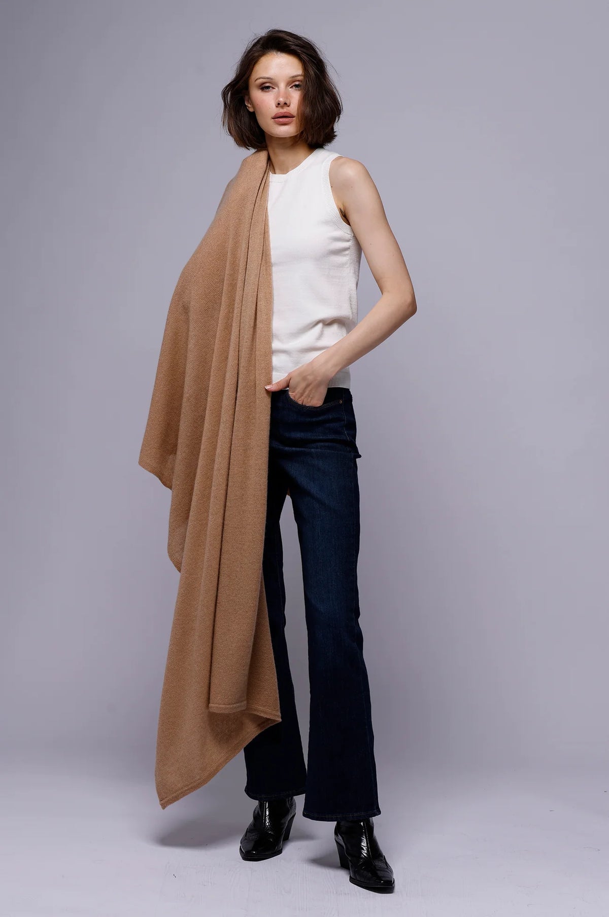 Minnie Rose Cashmere Blankie Wrap - Camel