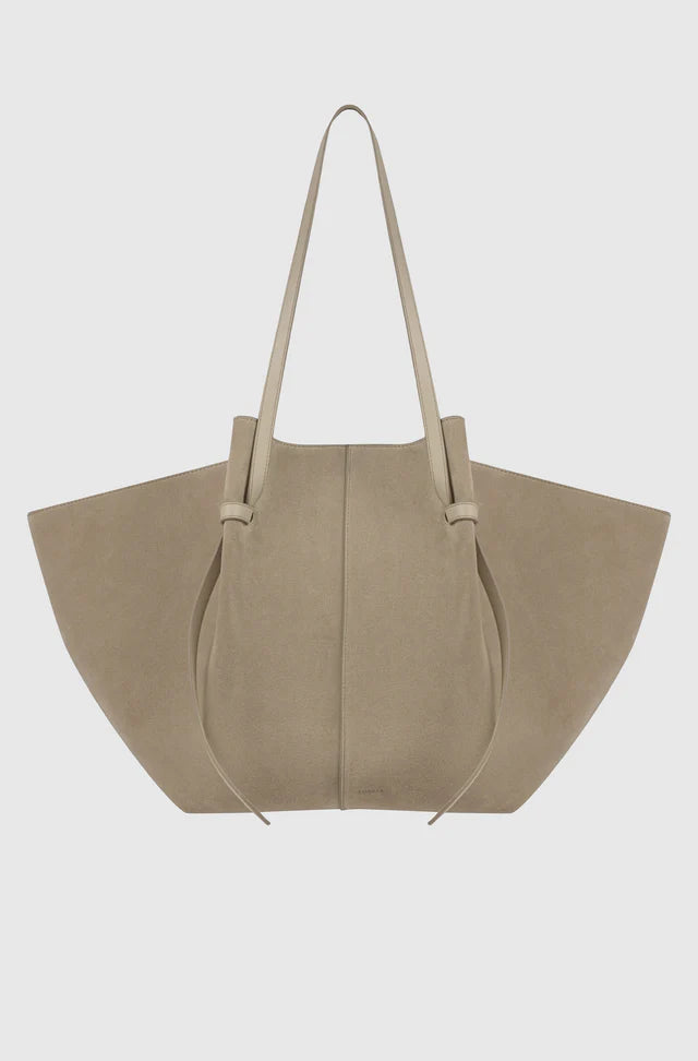 Yuzefi XL Mochi - Sand Suede