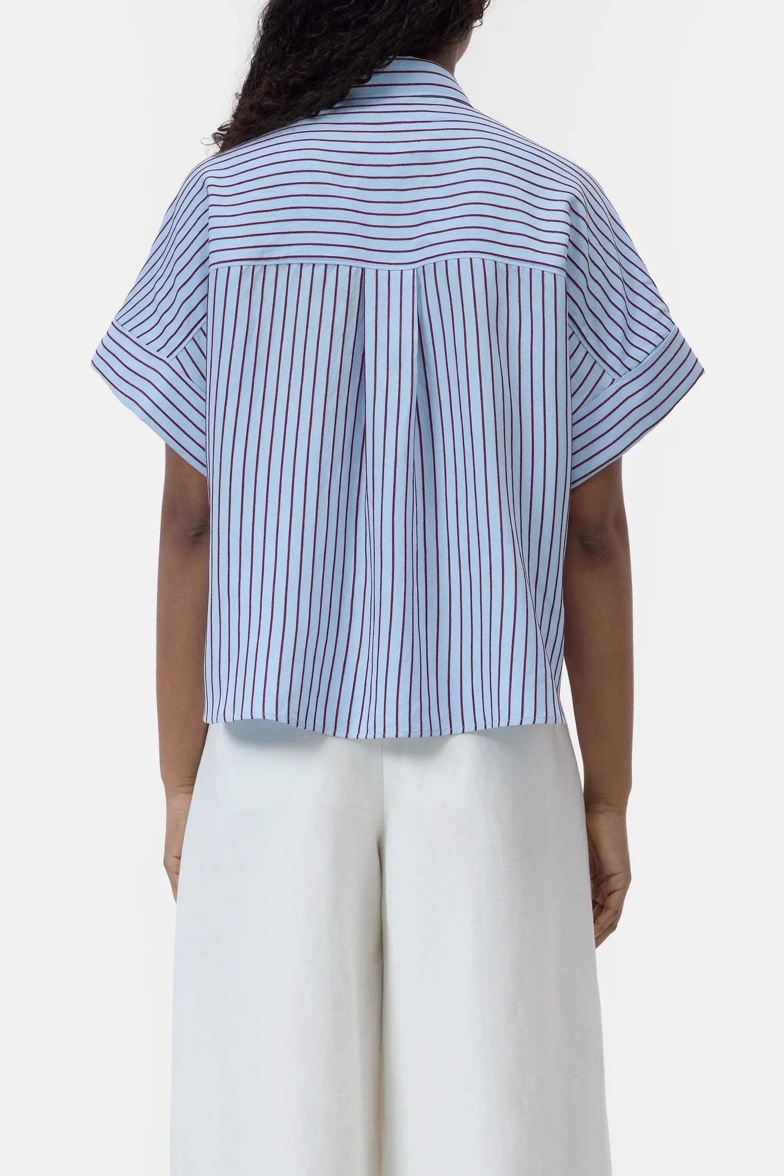 Closed Turn-Up Striped Shirt