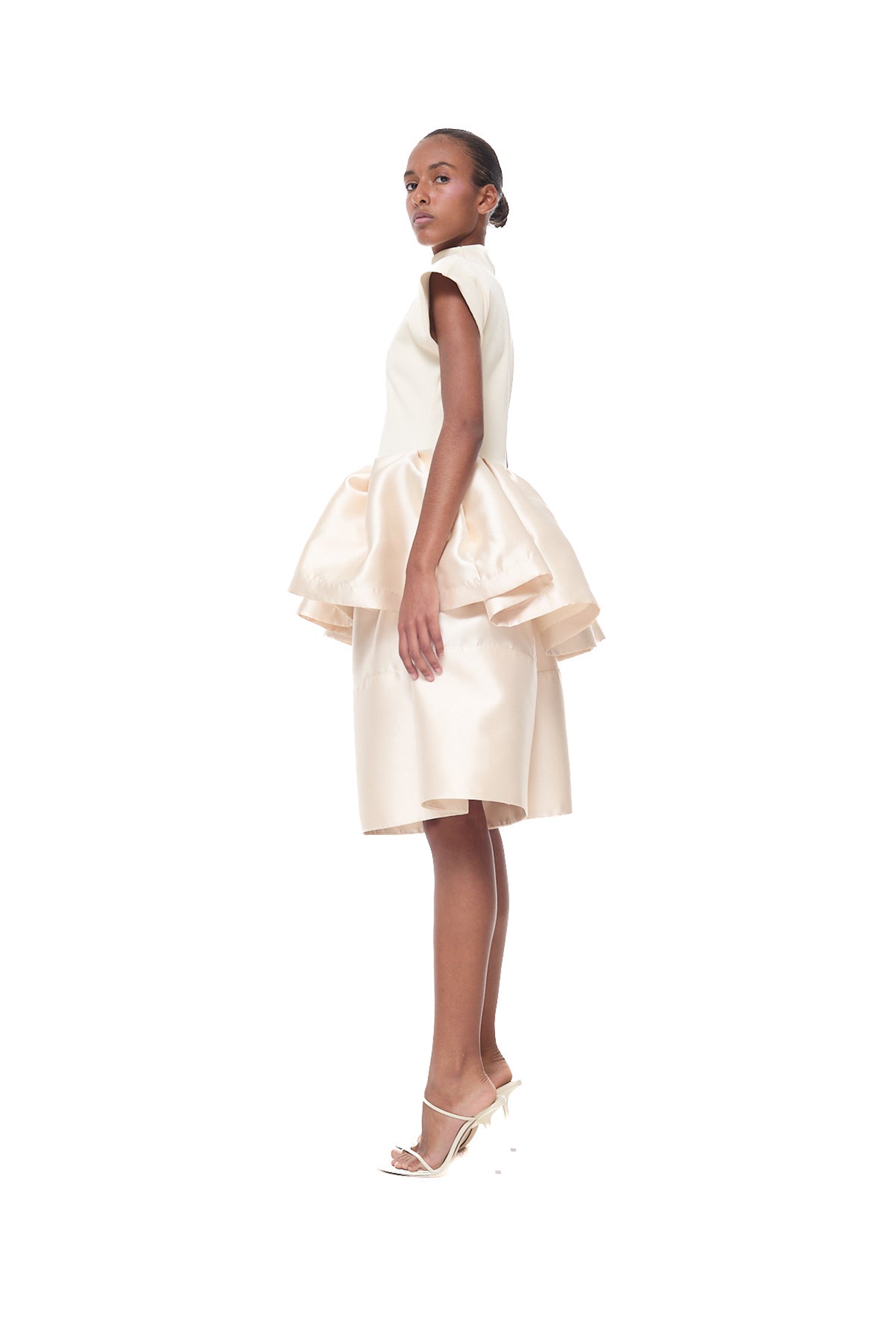 HEAVY SATIN CAP SLEEVE TOP WITH PEPLUM