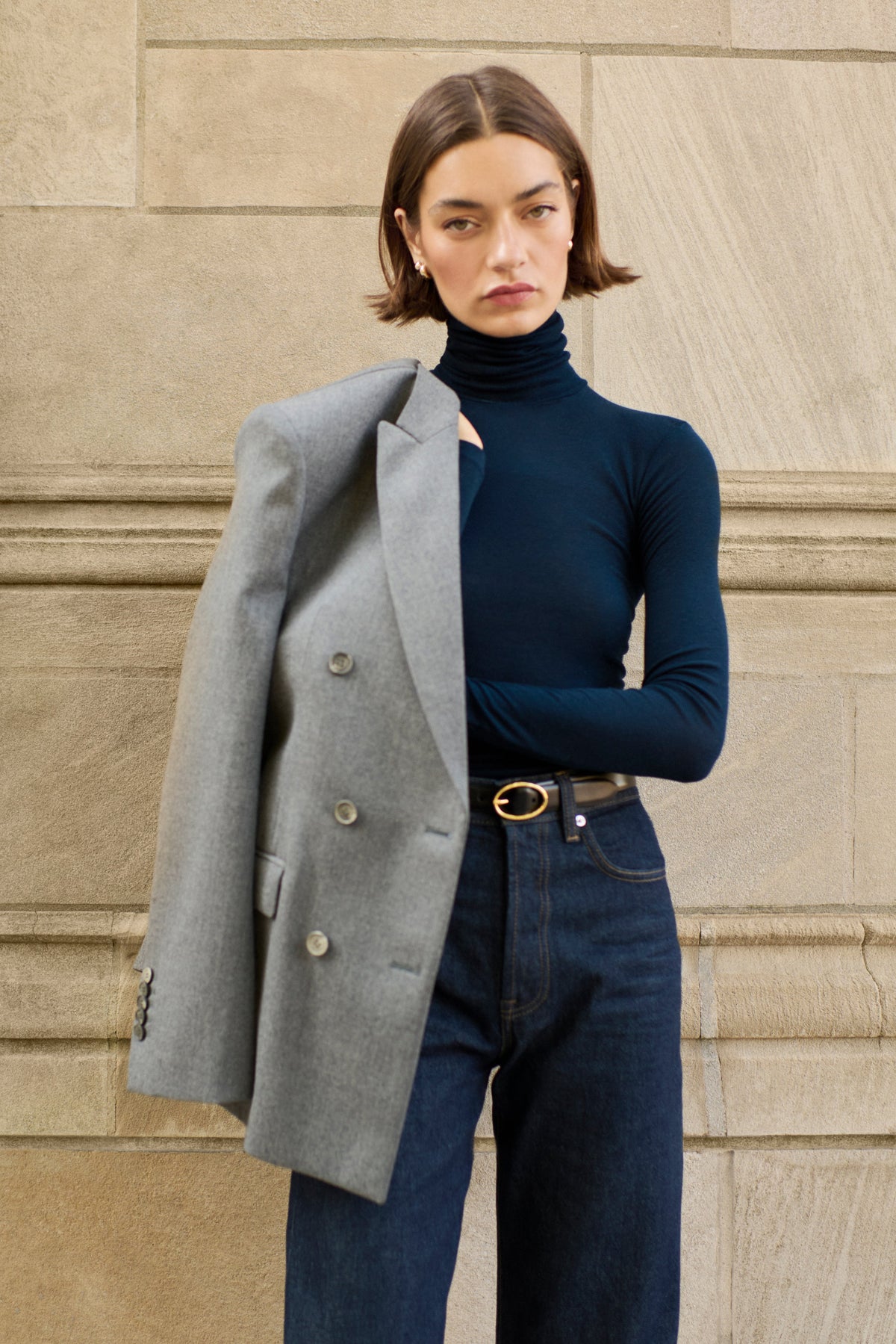 The Cashmere Turtleneck in Navy - WS