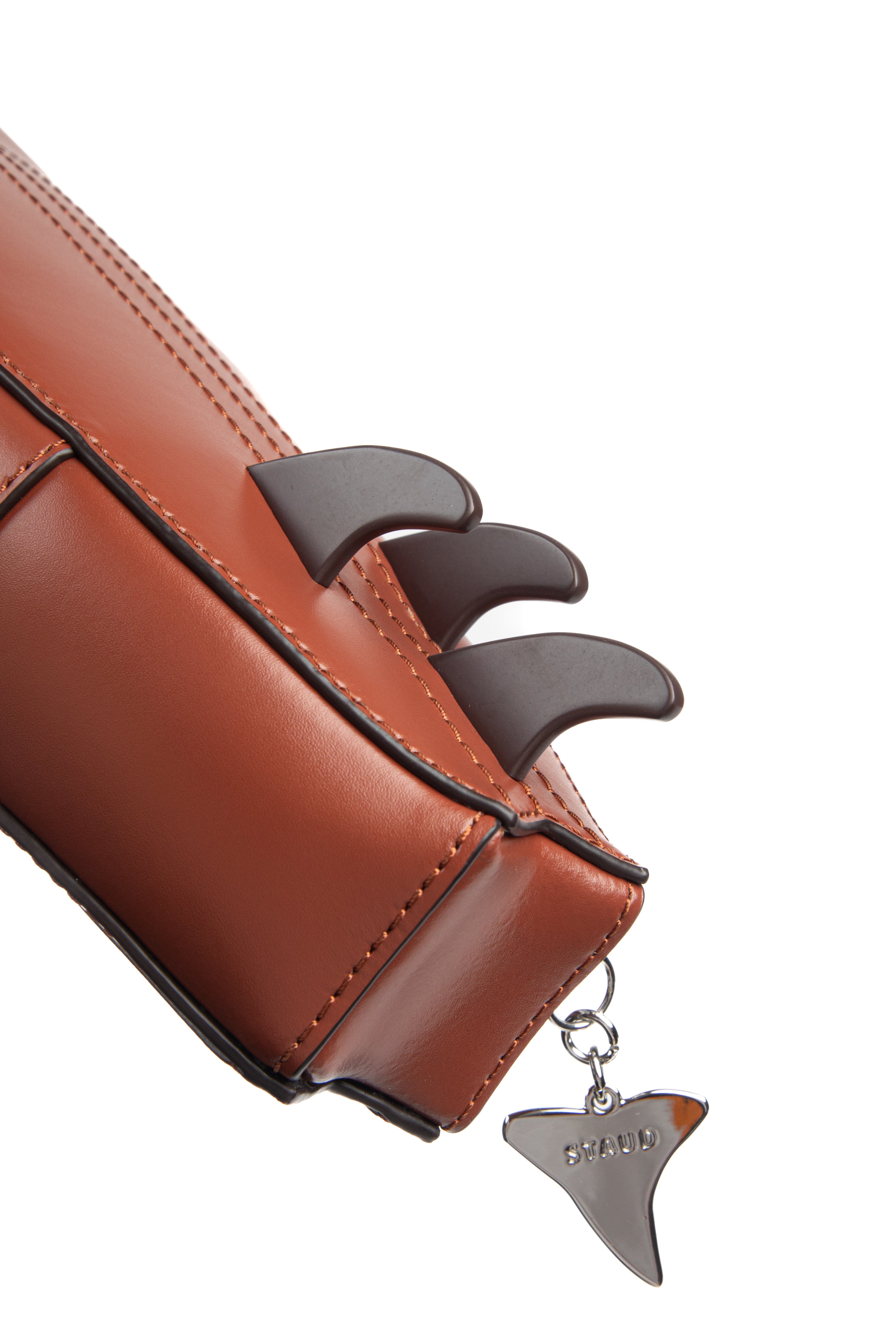 SURFBOARD CLUTCH